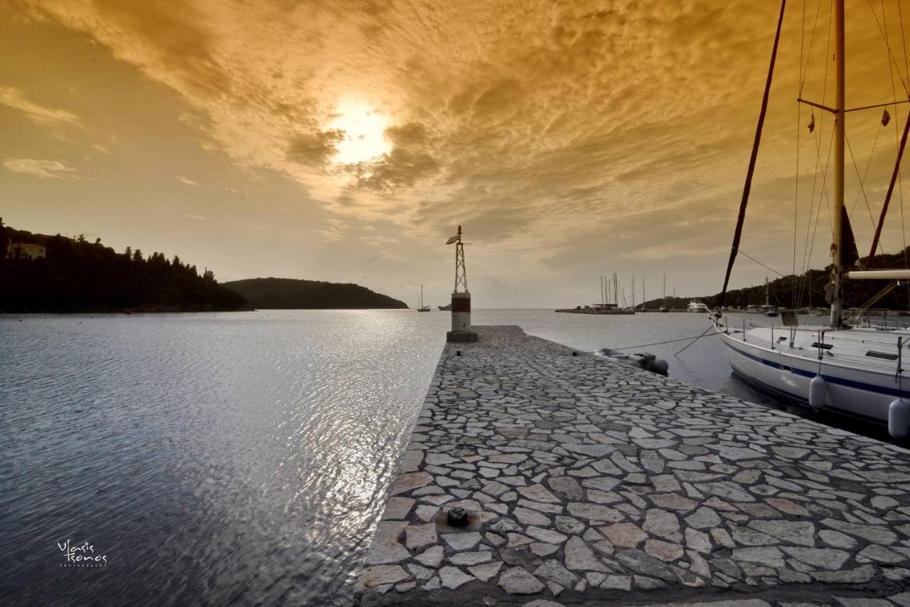 Sivota Sea View Maisonettes מראה חיצוני תמונה